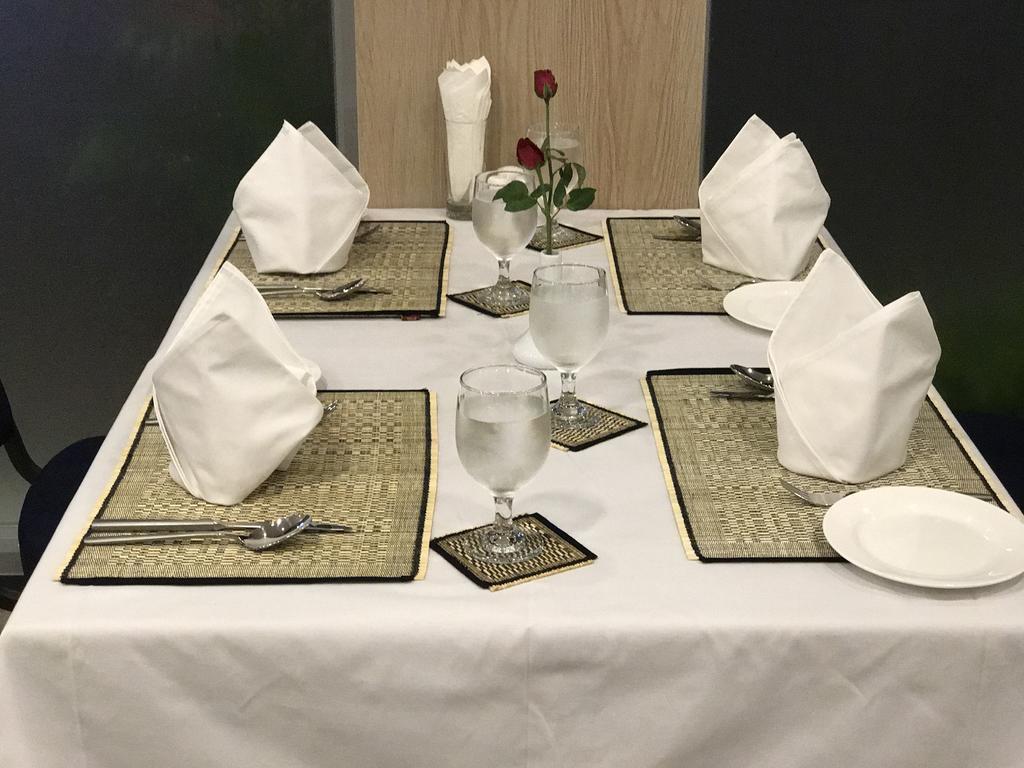 Hotel H Valley Yangon